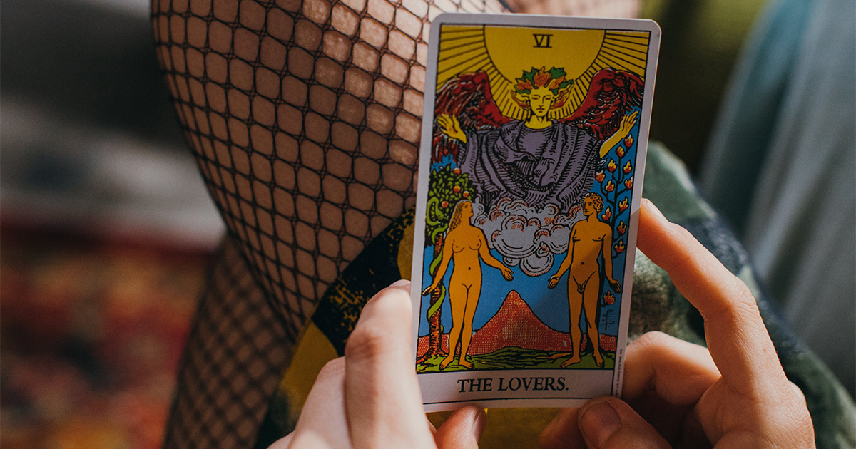 what-does-the-tarot-card-the-lovers-mean